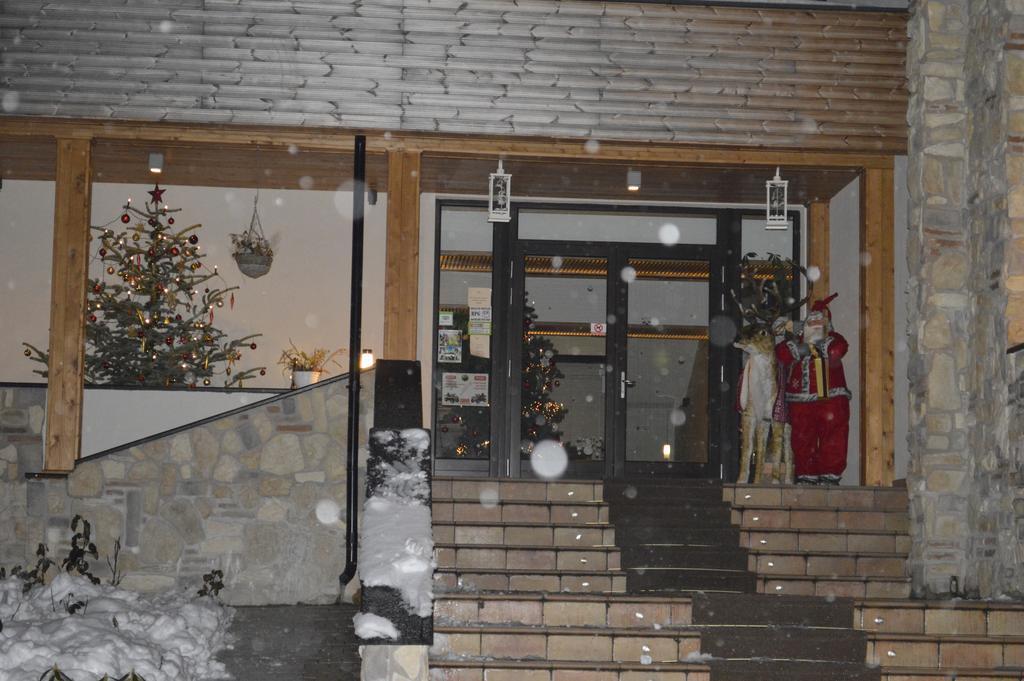 Hotel Domeniul Dornei Vatra Dornei Exterior foto